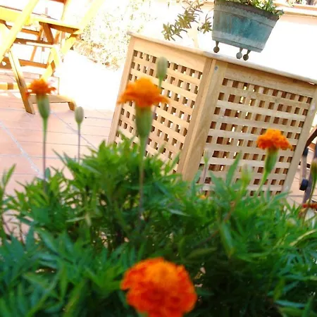 La Casa Di Marzapane Bed & Breakfast 2*